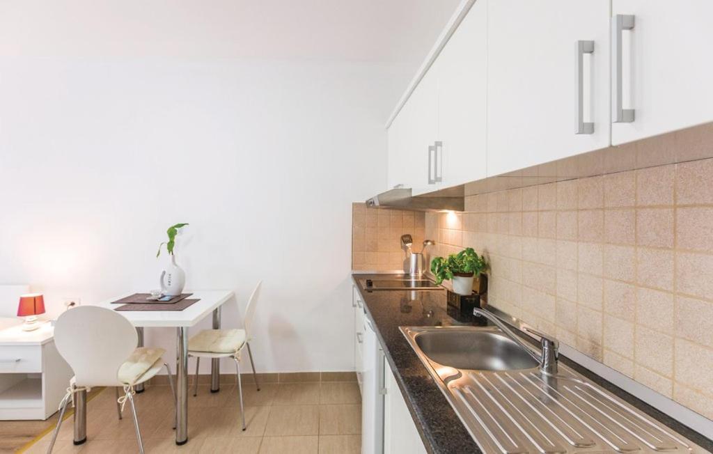 Apartments Mateljak グラダツ エクステリア 写真
