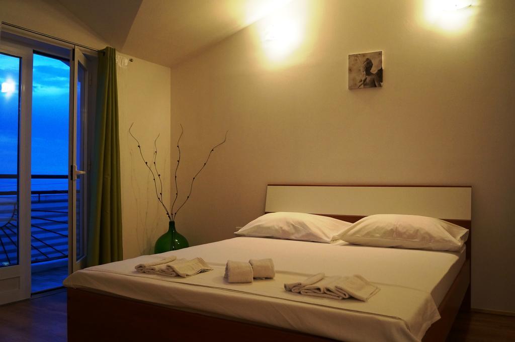 Apartments Mateljak グラダツ 部屋 写真