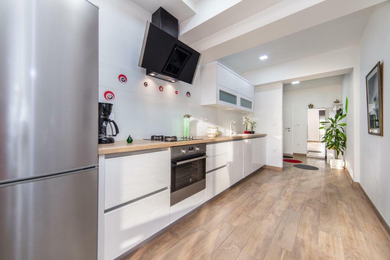 Apartments Mateljak グラダツ エクステリア 写真